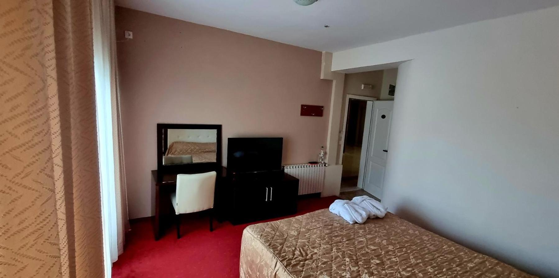 Hotel Bluebell Ohrid Exterior photo
